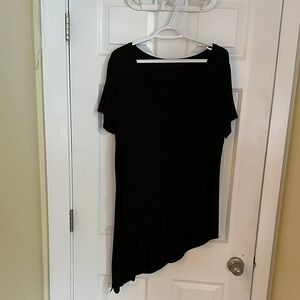 Lululemon Black Asymmetrical Hem T-Shirt